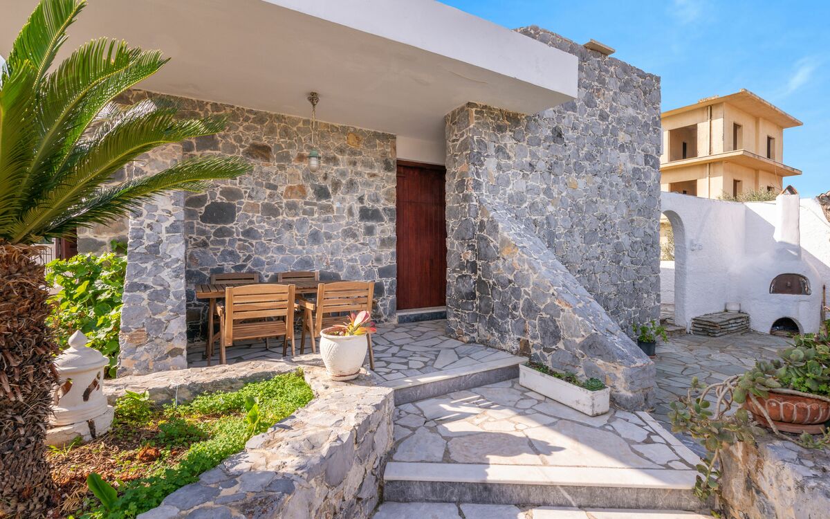 Palea Maisonette