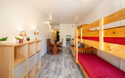 Logement:&nbsp;Cosmos 120.9