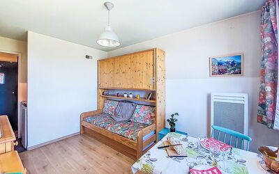 Logement:&nbsp;Vostok Zodiaque 800.27
