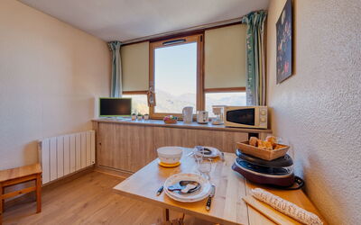 Logement:&nbsp;Vostok Zodiaque 800.94