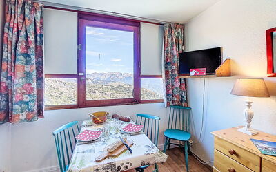 Logement:&nbsp;Vostok Zodiaque 800.27
