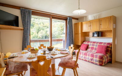 Logement:&nbsp;Vostok Zodiaque 800.75