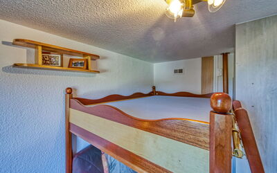 Logement:&nbsp;Vostok Zodiaque 800.93