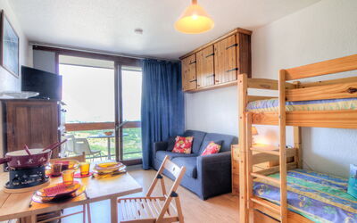 Logement:&nbsp;Soyouz Vanguard 100.78