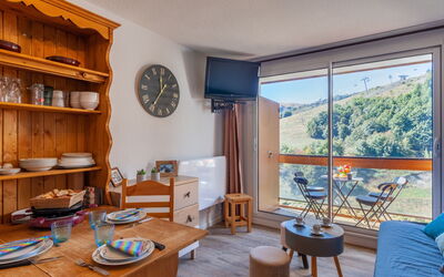 Logement:&nbsp;Soyouz Vanguard 100.95