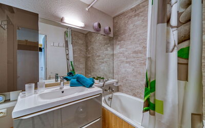 Logement:&nbsp;Soyouz Vanguard 100.97