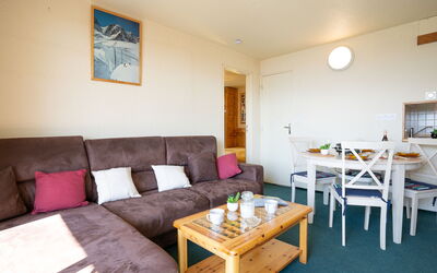 Logement:&nbsp;Soyouz Vanguard 100.87