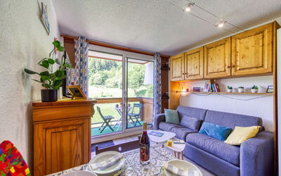 Logement:&nbsp;Soyouz Vanguard 100.97