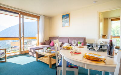 Logement:&nbsp;Soyouz Vanguard 100.87