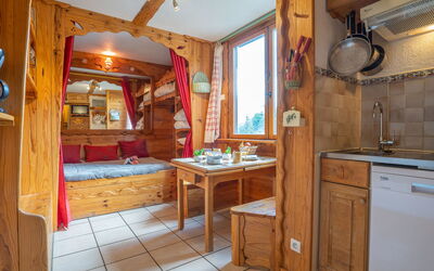 Logement:&nbsp;Soyouz Vanguard 100.92