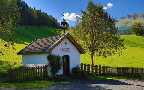 Ferwienwohnung Oberberghof: Ciel, Nuage, Plante, Montagne, Paysage Naturel, Arbre, Lot Terre, Montagnes, Lumière Du Soleil, Herbe