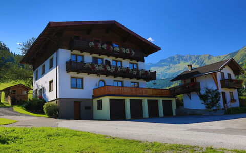 Ferwienwohnung Oberberghof: Station De Montagne, Chaîne De Montagnes, Vallée, Alpes, Crête, Village De Montagne, Ferme, Sommet, Villa, Balcon