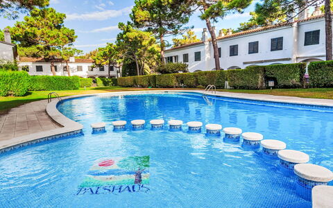 Pals 1721: Loisir, Piscine, Recours, Mobilier De Jardin, Hôtel, Vacances, Hacienda, Villa, Hôtel Boutique, Ville Resort