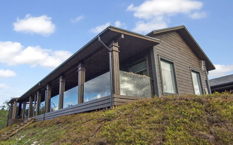 Haltinmalla: Porche, Chalet, Dur, Structure En Plein Air, Tache De Bois, Plate-Forme, Eco Hôtel, Batiments Jardin, Ferme, Planche