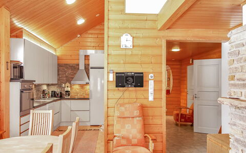 Tahkolahti: Lit, Meubles, Chambre, Design Intérieur, Literie, Drap De Lit, Sol, Bois, Sol, Pièce