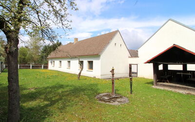 Vlhlavy U Hluboké