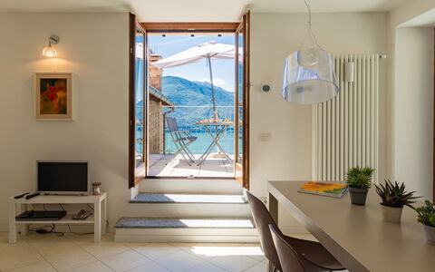 Casa degli Angeli: Ciel, Montagne, Jour, Bâtiment, Plante, Paysage Naturel, Maison, Végétation, Montagnes, Arbre