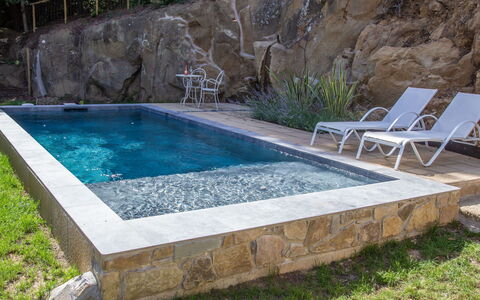 Il Talamo: L'Eau, Plante, Ressources En Eau, Bleu Azur, Rectangle, Loisir, Herbe, Piscine, Composite