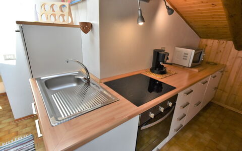 Nido dello Stelvio: Comptoir, Cabinetry, Evier, Propriété, Robinet, Cuisine, Appareil De Cuisine, Électroménager, Évier, Luminaire Plomberie