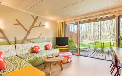 Cottage Comfort 651.1: Table, Meubles, Plante, Canapé, Bois, Chaise, Orange, Design Intérieur, Confort, Salon