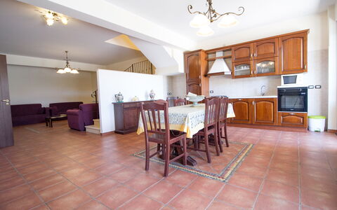 Villa Dei Castagni: Meubles, Propriété, Table, Chaise, Bois, Design Intérieur, Salle, Bâtiment, Sol, Comptoir