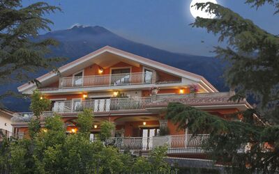 Etna Suites
