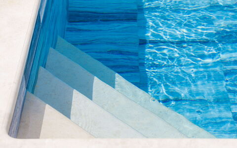 Gverino: L'Eau, Bleu, Rectangle, Bleu Azur, Textile, Peindre, Art, Aqua, Matériel De La Propriété, Piscine