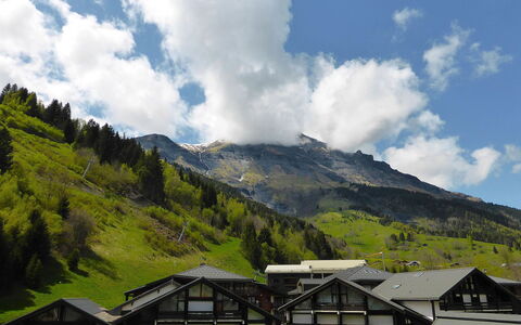 Les Combettes D et e: Montagnes Relief, Montagne, Montagnes, Ciel, La Nature, Chaîne De Montagnes, Station De Montagne, Nuage, Colline, Région Sauvage
