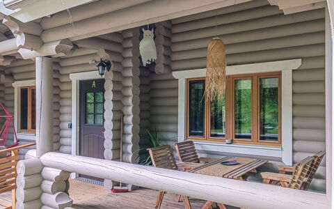 Purnutar a: Lit, Meubles, Chambre, Design Intérieur, Literie, Drap De Lit, Sol, Bois, Sol, Pièce