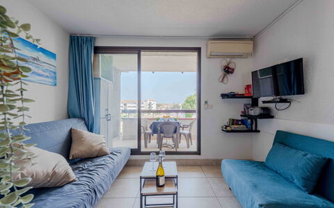 Le Barcarès 966: Appartement, Meubles, Balcon, Ombre, Condominium, Chaise, Hôtel, Table Basse, Appartement Penthouse