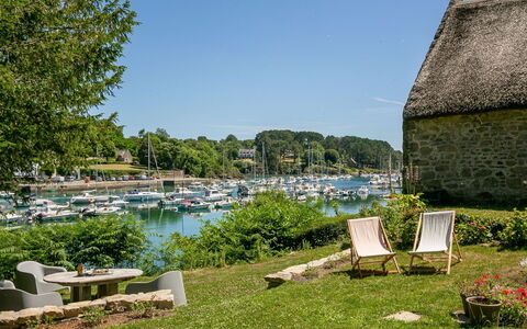 La Chaumière: Plante, L'Eau, Ciel, Bateau, Paysage Naturel, Navire, Lot Terre, Plan D'Eau, Lac, Herbe