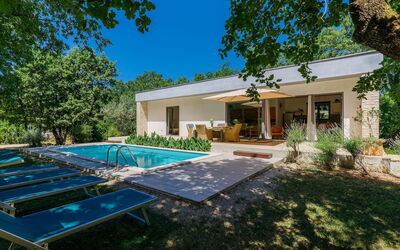Villa Frleti