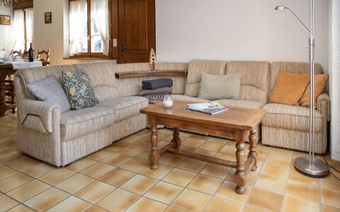 Véronique: Meubles, Sol, Design Intérieur, Sol, Bois, Canapé, Table, Pièce, Salon, Parquet