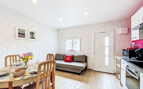 Les Bégonias: Design Intérieur, Principaux Appliance, Sol, Meubles, Sol, Pièce, Plafond, Cuisine, Appartement, Domicile