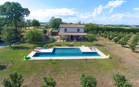 Pescatori: L'Eau, Ciel, Plante, Bâtiment, Bleu Azur, Paysage Naturel, Arbre, Plan D'Eau, Plage, Terrain