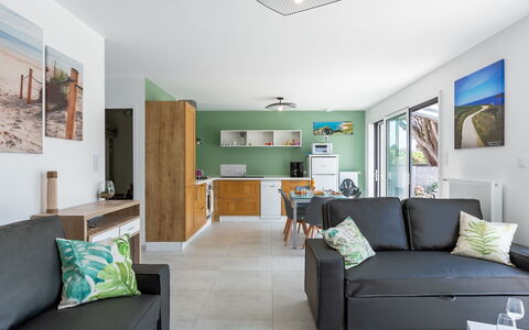 Palet Breton: Meubles, Propriété, Canapé, Vert, Cadre, Bleu, Confort, Éclairage, Design Intérieur, Sol