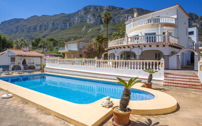 Villa Polonia Mouche