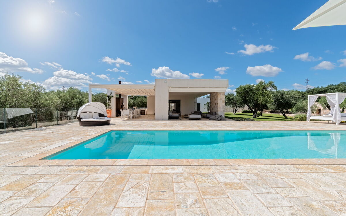 Villa Badessa Sleeps 6