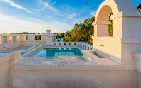 La Residenza Sleeps 12