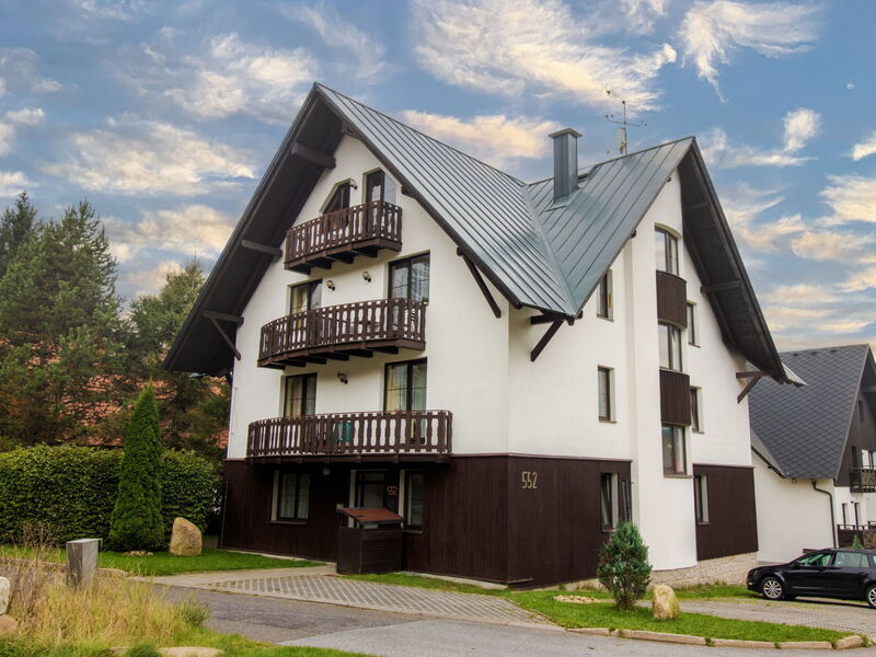 Harrachov 552