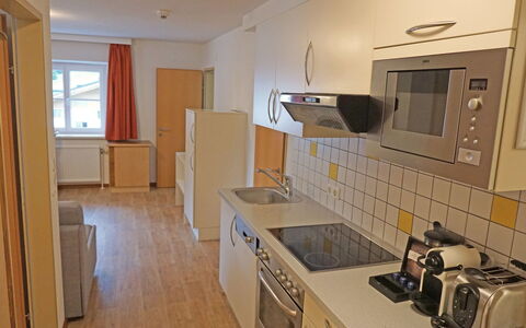 Mathon 500: Cabinetry, Comptoir, Évier, Evier, Appareil De Cuisine, Gaz Poele, Bâtiment, Cuisinière, Robinet, Cuisine