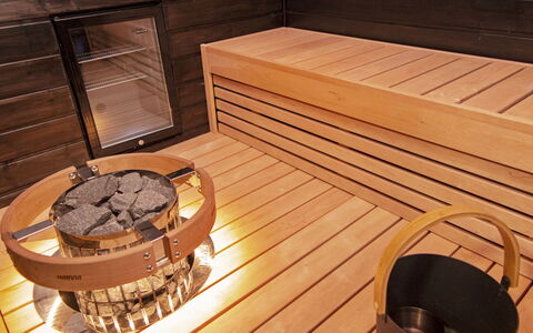 Tonttutahko 20 B: Bois, Siding, Toit, Chalet, Maison, Domicile, Porte, Porche, Batiments Jardin, Ferme