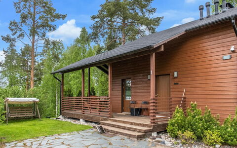 Kanervarinne: Bois, Chalet, Porche, Maison, Domicile, Lot Terre, Siding, Dur, Batiments Jardin, Cabane En Rondins