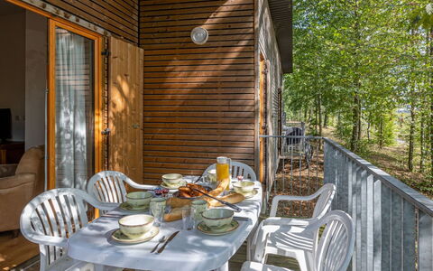 Eppe Sauvage 110: Bois, Chalet, Siding, Dur, Porche, Tache De Bois, Planche, Plate-Forme, Cabane En Rondins, Batiments Jardin