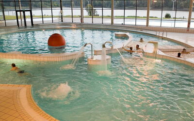 Eppe Sauvage 110: L'Eau, Piscine, Plan D'Eau, Loisir, Composite, Des Loisirs, Clôture, Amusement, Ville Resort, Caractéristique De L'Eau