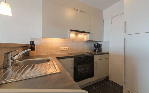 Skyview with Parking and Balcony: Cabinetry, Robinet, Evier, Comptoir, Propriété, Évier, Luminaire Plomberie, Bâtiment, Cuisinière, Cuisine