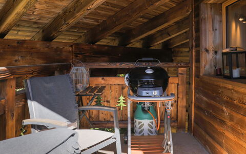 Chalet sans Soucis: Bois, Bâtiment, Grenier, Faisceau, Sol, Dur, Sol, Tache De Bois, Chalet, Table