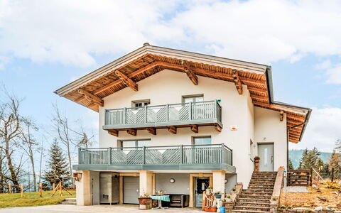 Dachstein Südwand: Ciel, Façade, Maison, Domicile, Chalet, Pente, Balcon, Porche, Ferme, Villa