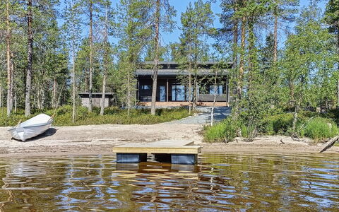 Villa Korpi: Chalet, Maison, Domicile, Batiments Jardin, Siding, Cabane En Rondins, Ferme, Biens, Cabanon, Cour