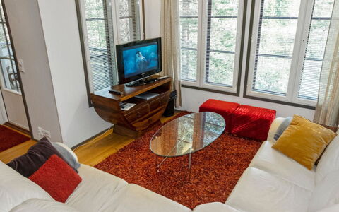 Kelkka 1: Zone Rurale, Station De Montagne, Village, Chaîne De Montagnes, Vallée, Village De Montagne, Alpes, Eco Hôtel, Balcon, Hôtel
